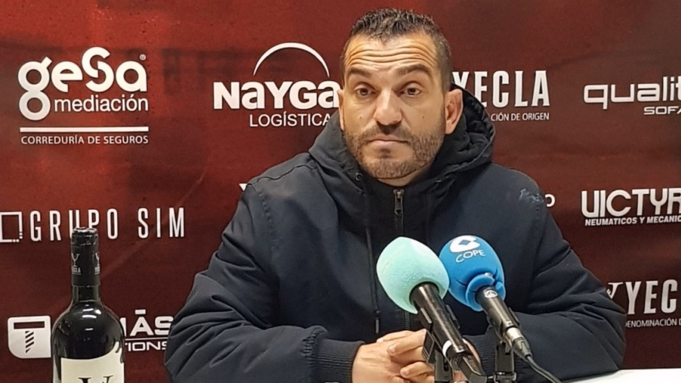 ¿Qué pasará con Chicharito Hernández en el nuevo proceso del entrenador?