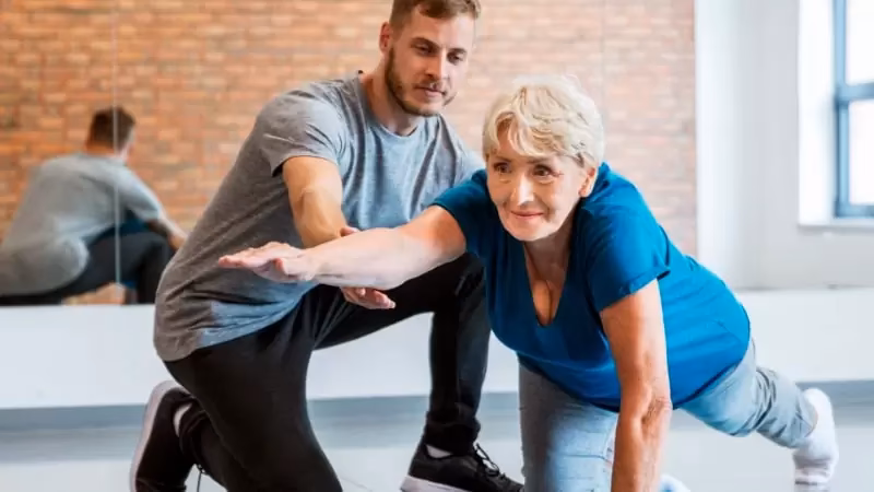 ¿Cuáles son los beneficios del ejercicio para los adultos mayores?