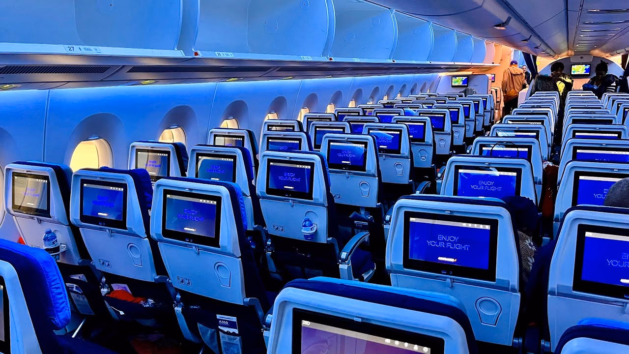 Are Air France coaches available in Paris?