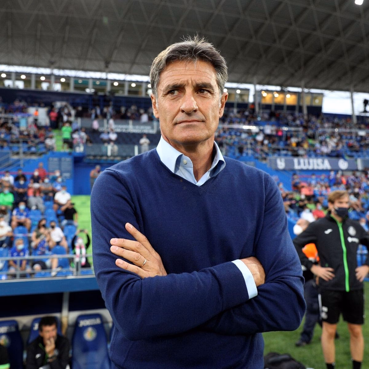 ¿Quién es el entrenador de Al-Qadisiyah?