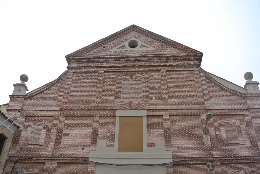 ¿Cuáles son los gimnasios que están en ejecución en Alcalá de Henares?