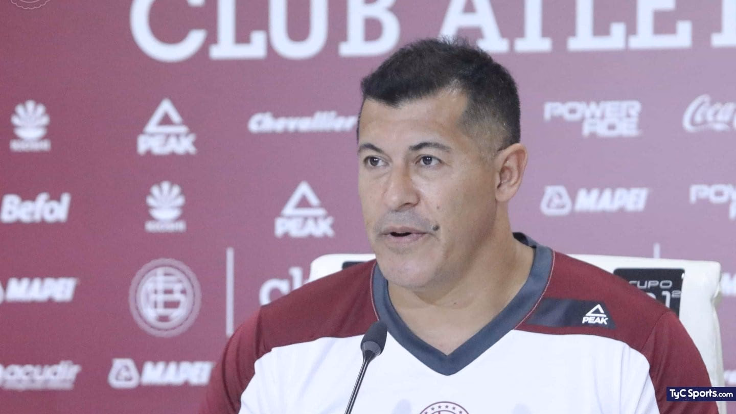 ¿Cuál es la posibilidad de fichar a Almirón antes de conocer a su nuevo entrenador?