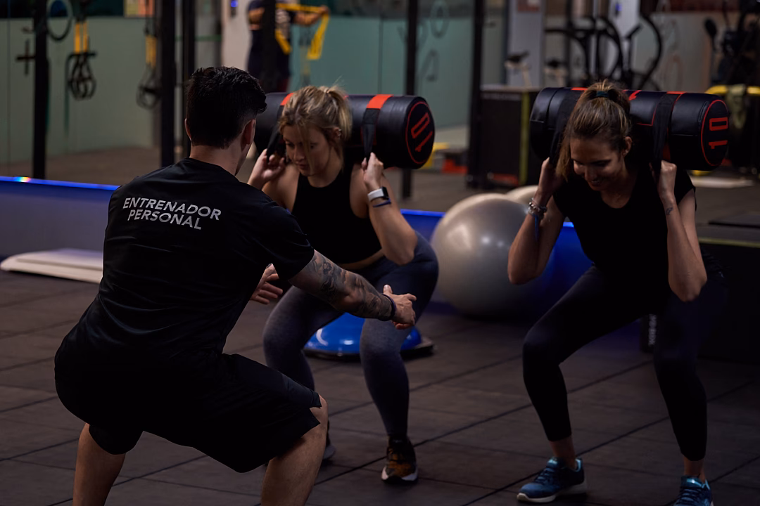 ¿Dónde se encuentra el gimnasio altafit Gym Oviedo?