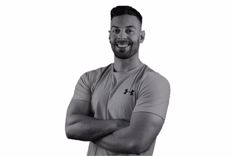 ¿Cuántos Entrenadores tiene José Amado?