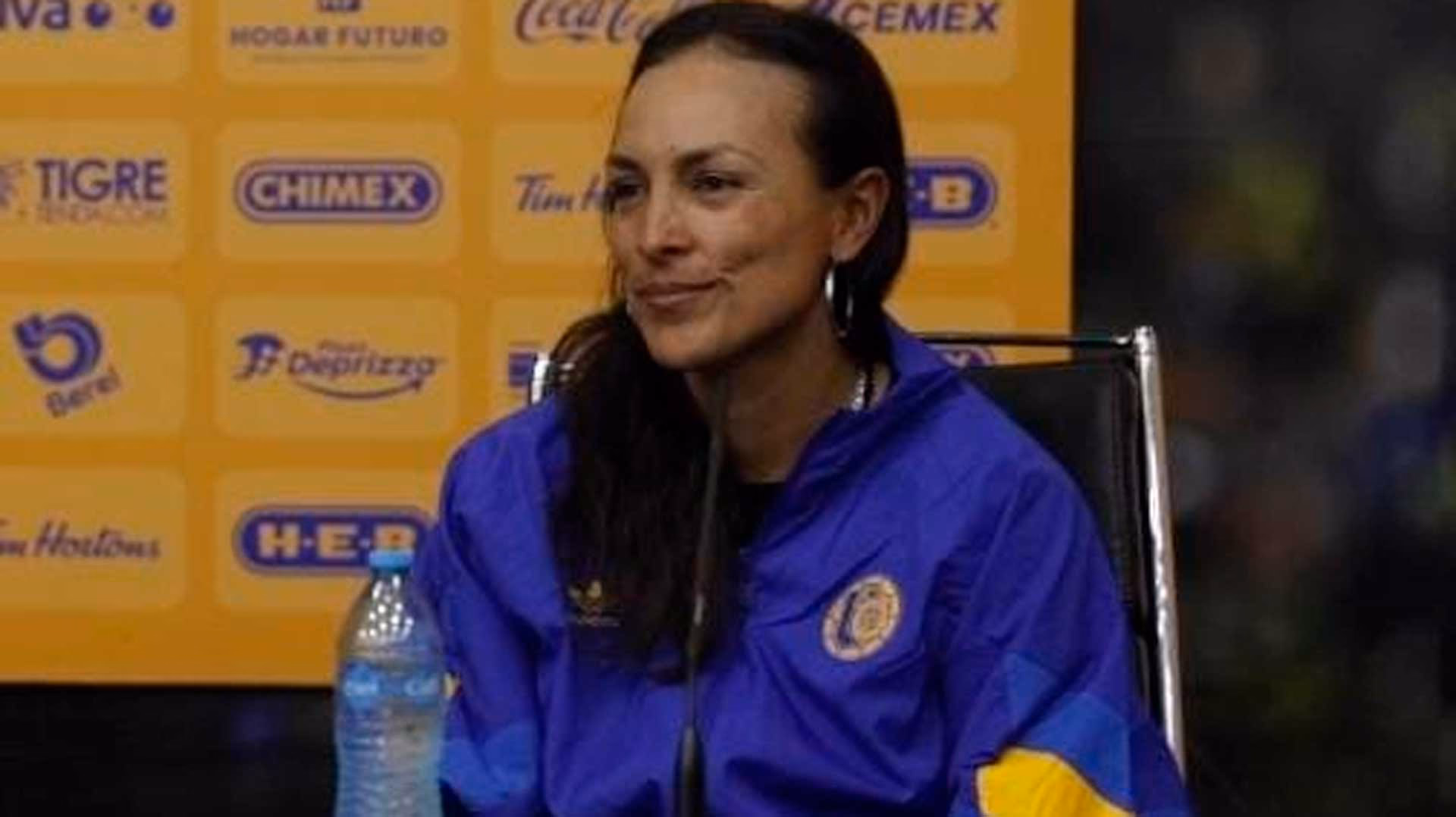¿Quién es el entrenador de la gimnasta Ana Sofía Gómez?