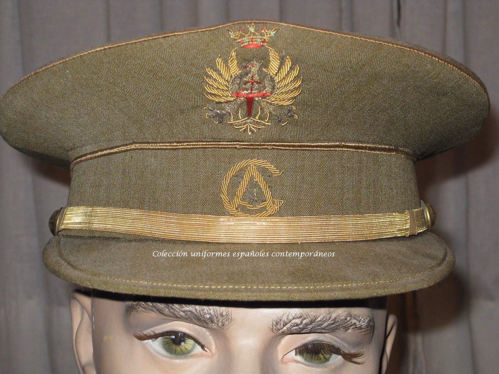 ¿Qué ofrece la colección de uniformidad del Museo del Ejército?