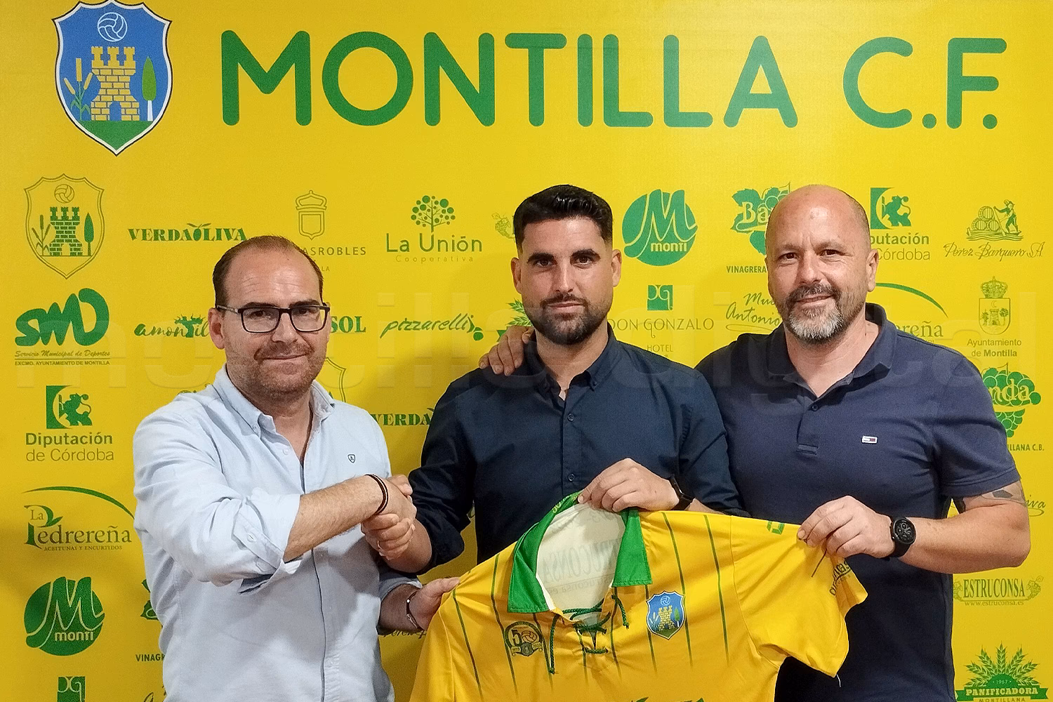 ¿Quién es el entrenador de Cusco?