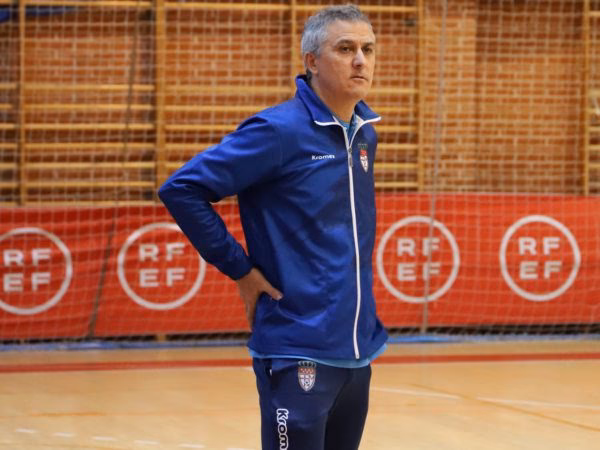 ¿Quién es el entrenador de Jennifer Lopez?