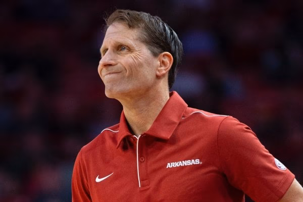 Who won the NCAA Sweet 16 at Arkansas?