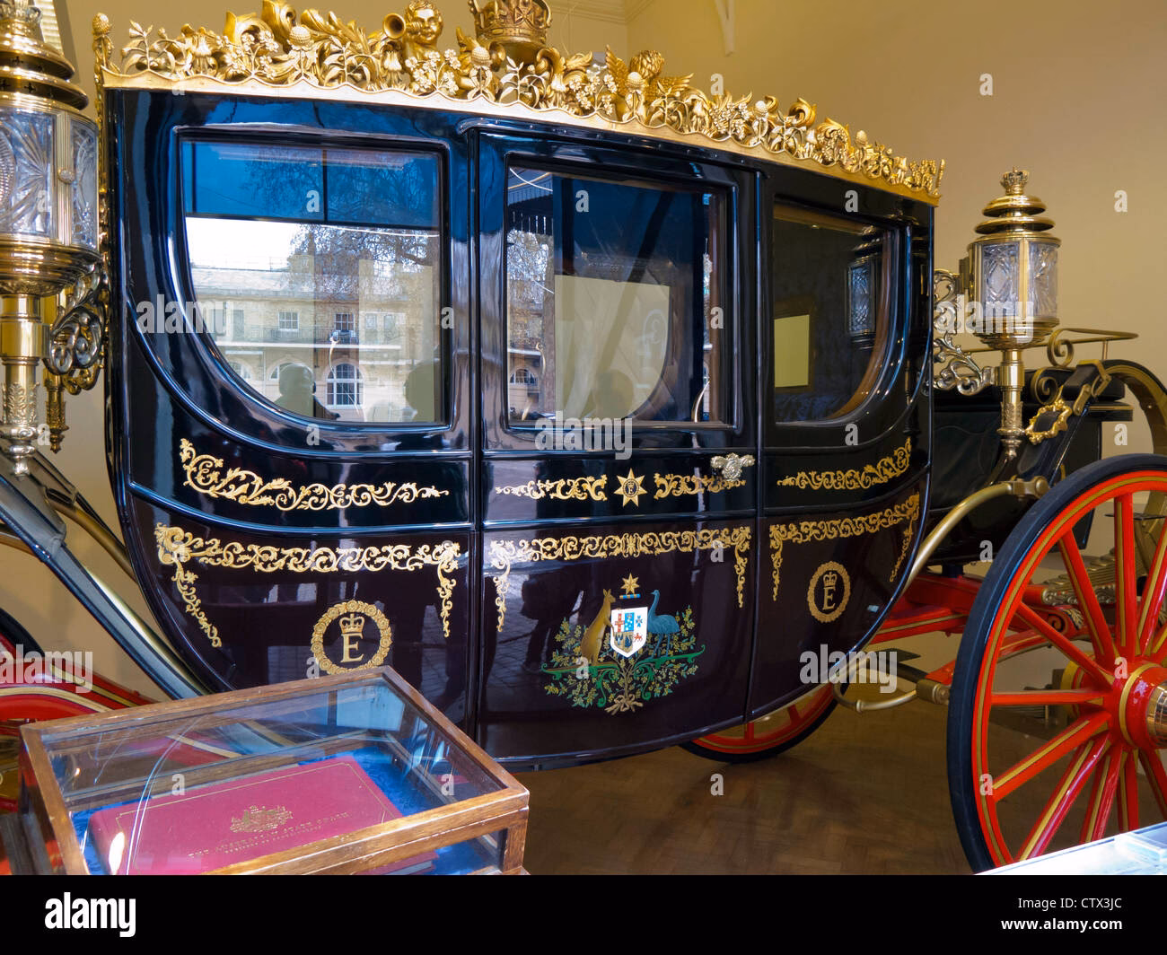 Where is the Australian state coach kept?