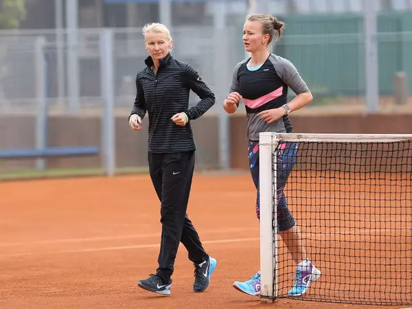 Is Barbora Krejcikova dating her coach Pavel Motl?