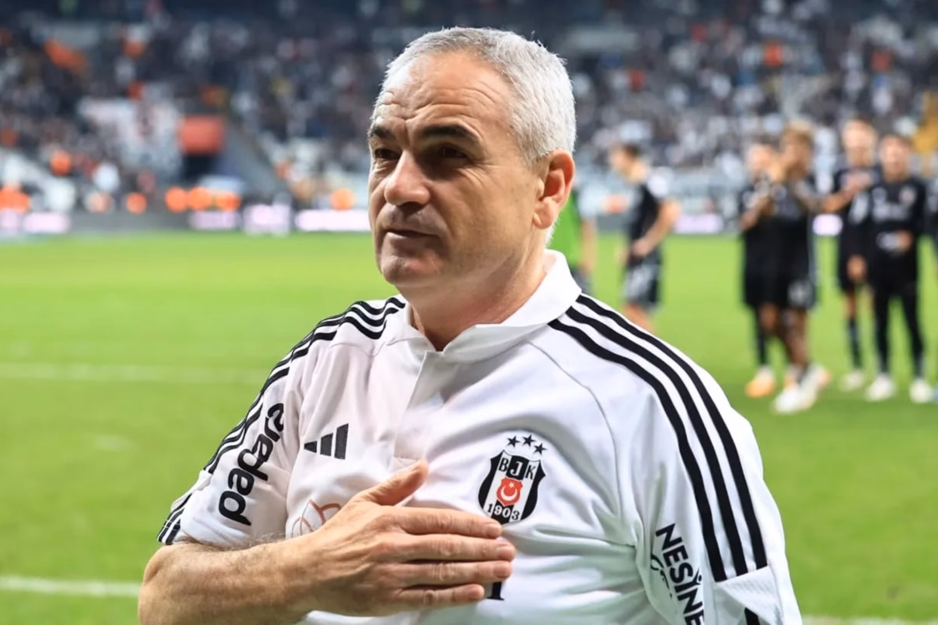 ¿Dónde se encuentra la sede del Beşiktaş Jimnastik Kulübü?