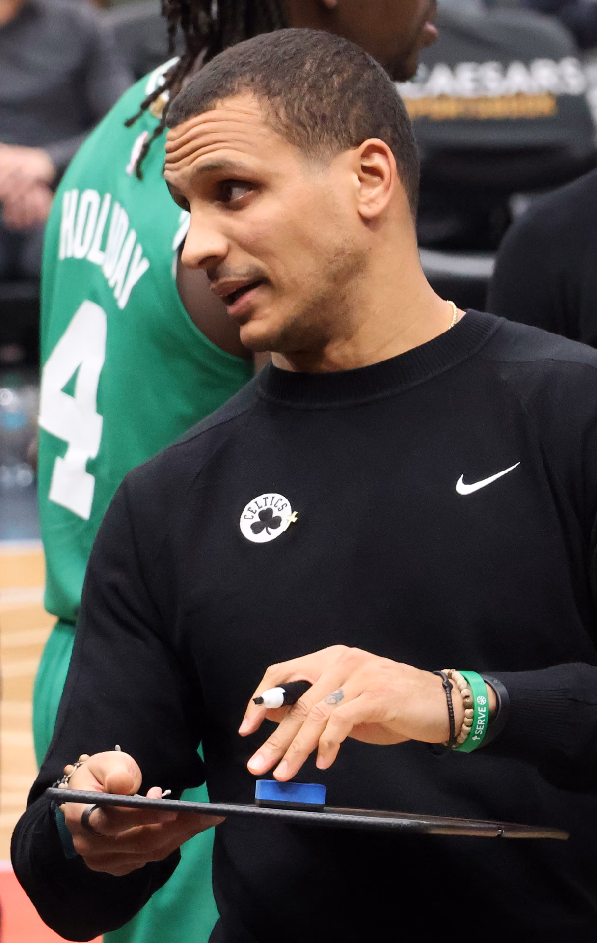 ¿Quiénes han jugado y entrenado en los Celtics?