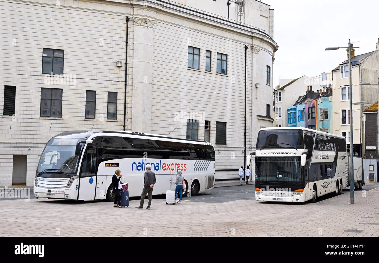 How do I get to Brighton by train?