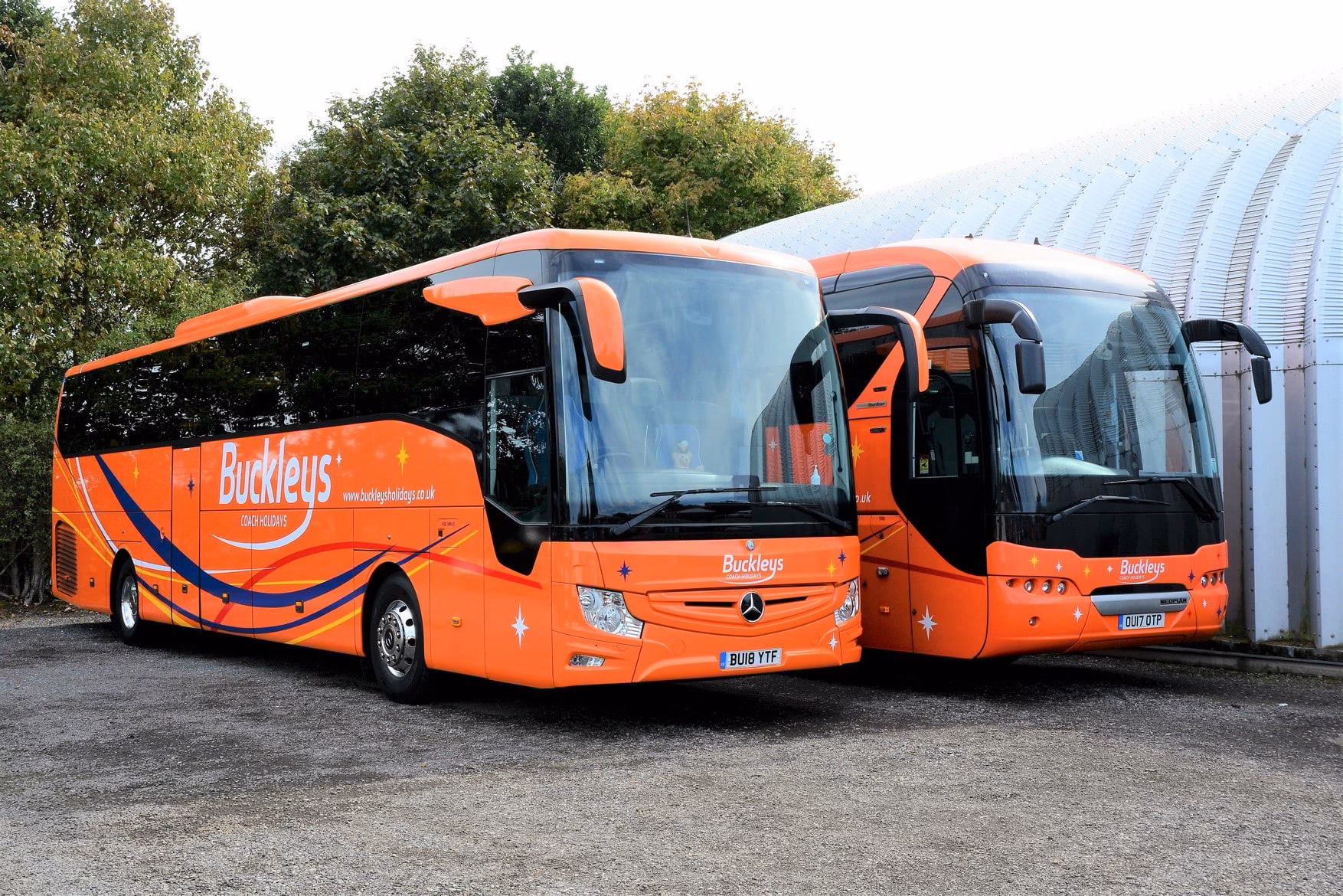 Who are Buckleys coach hire?