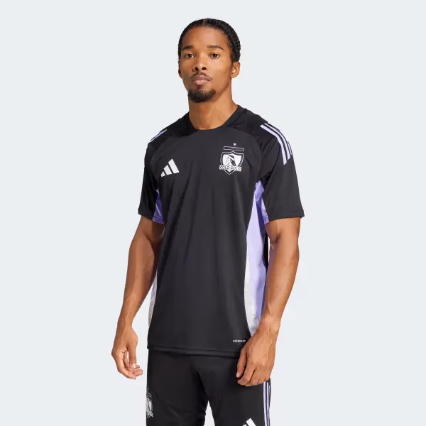 ¿Cómo agregar un estampado a una camiseta?