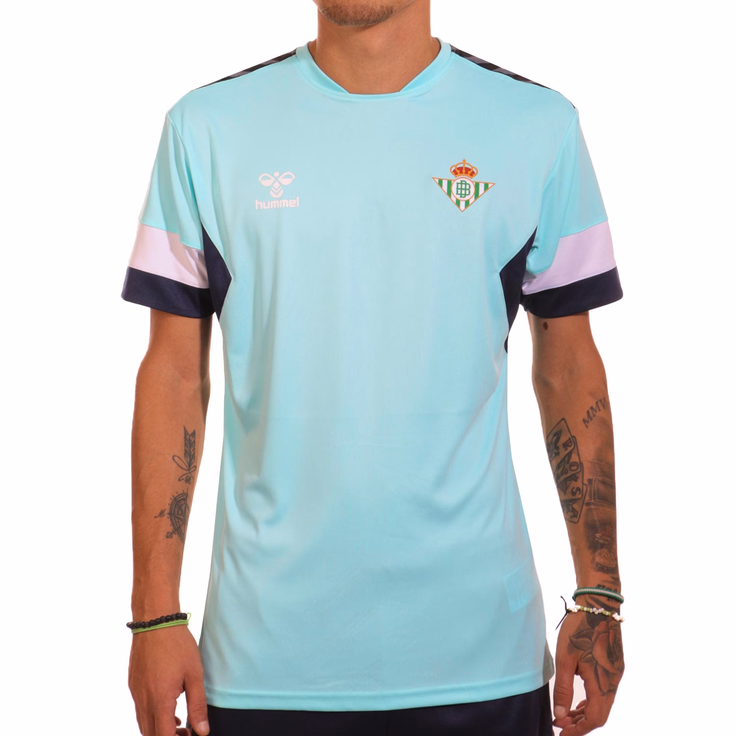 ¿Dónde puedo comprar la camiseta oficial del Real Betis Balompié?