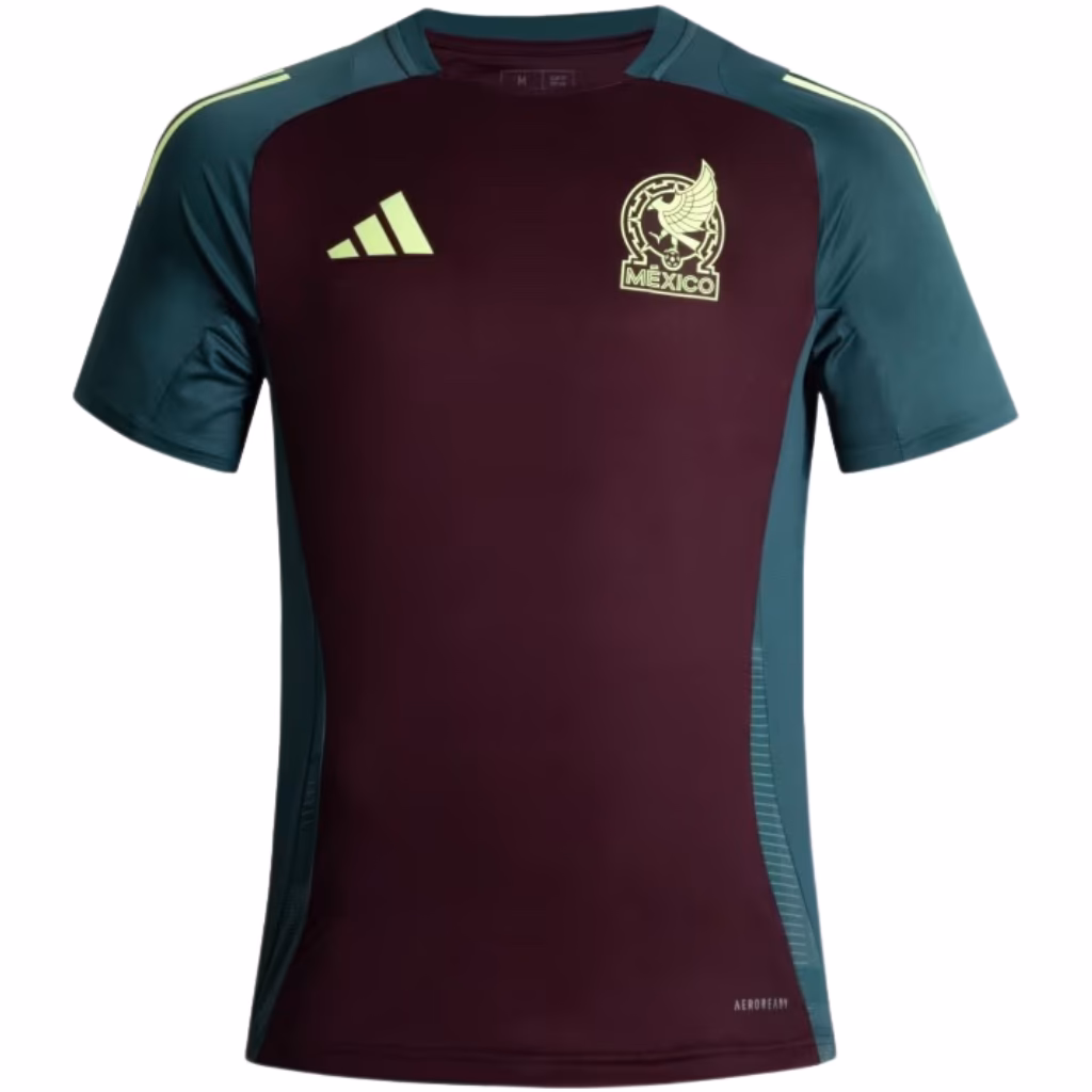 ¿Qué ofrece Soccer Wearhouse para coleccionar camisetas?