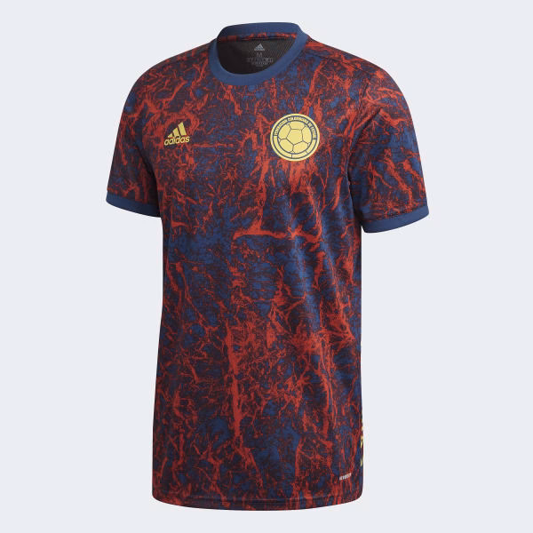 ¿Qué se puede usar con la camiseta de la selección colombiana?