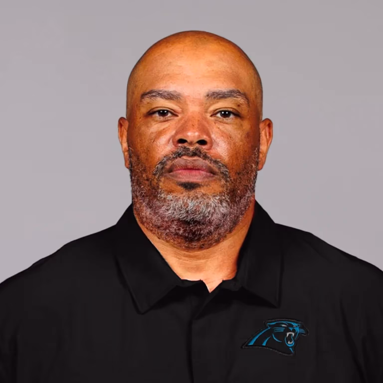 Who is Carolina Panthers head coach Dave Canales?