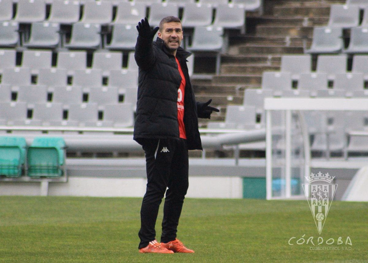 ¿Quién es el entrenador del balonmano cordobés?