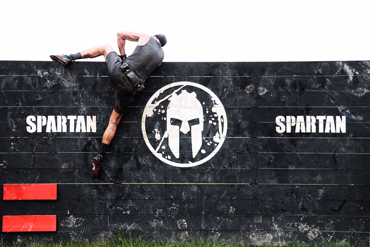 ¿Cuáles son los obstáculos típicos de una Spartan Race?