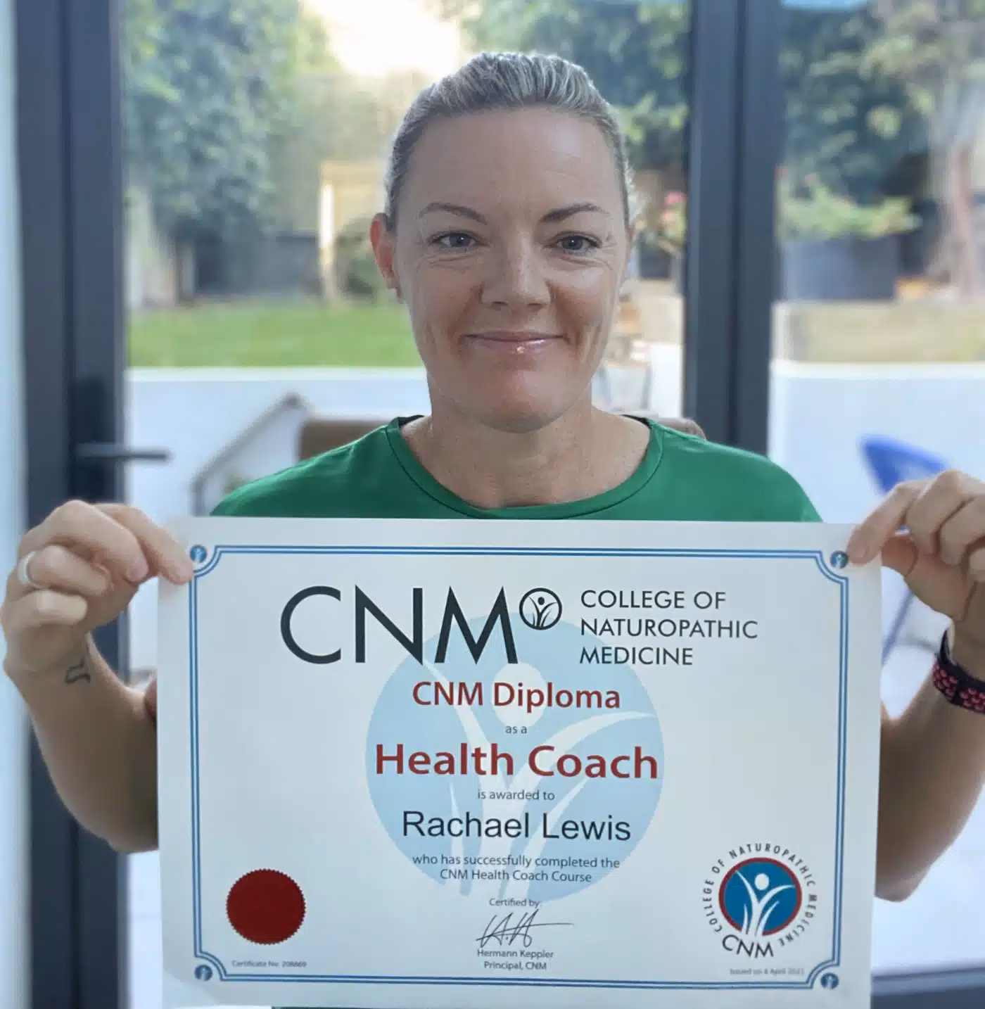 How do I become a health coach?