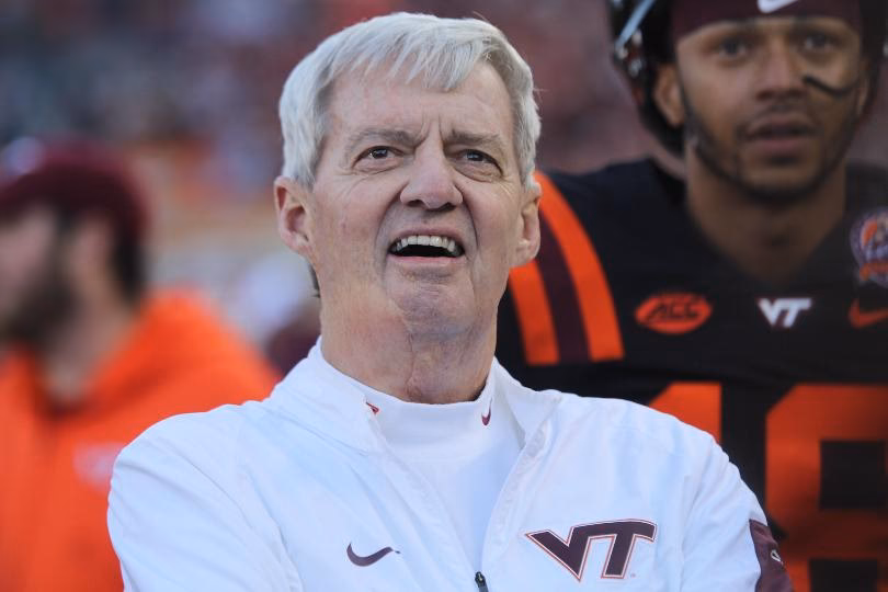 Who is coacher Beamer?