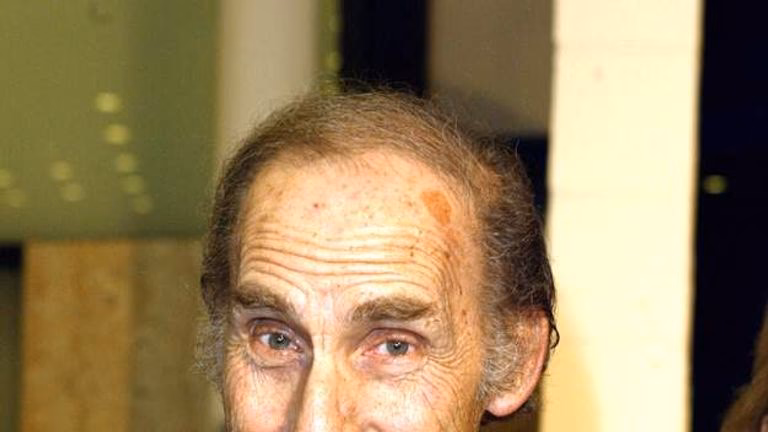 Who is coach Vince Calhoun?