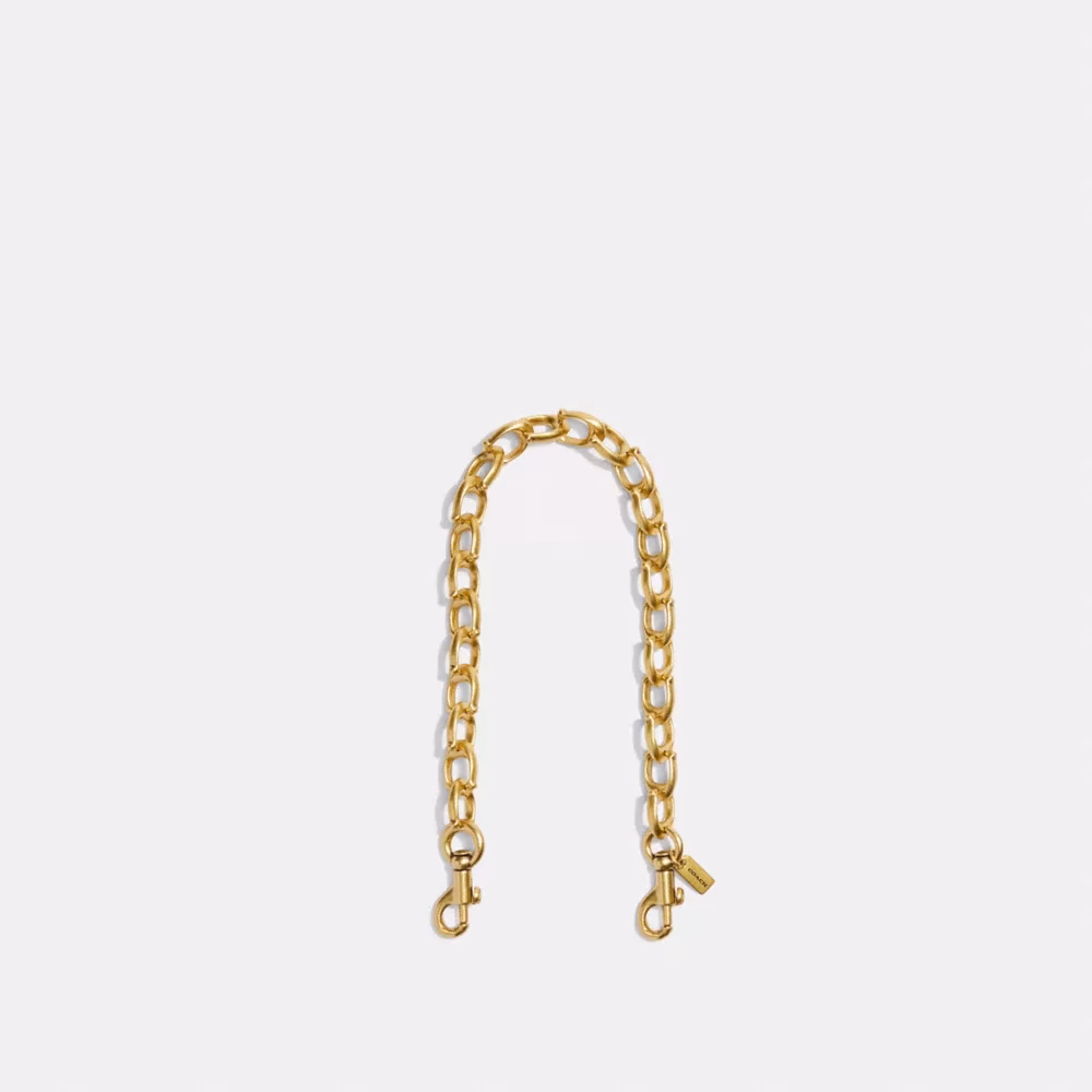 What is a shoulder bag with a chain strap?