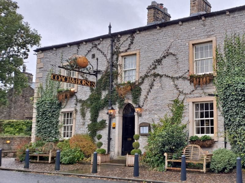 Is coach & horses near Bolton by Bowland?