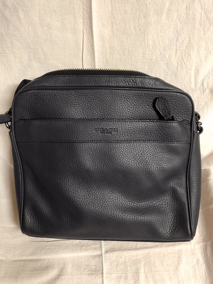 Why should you buy a coach men's purse?