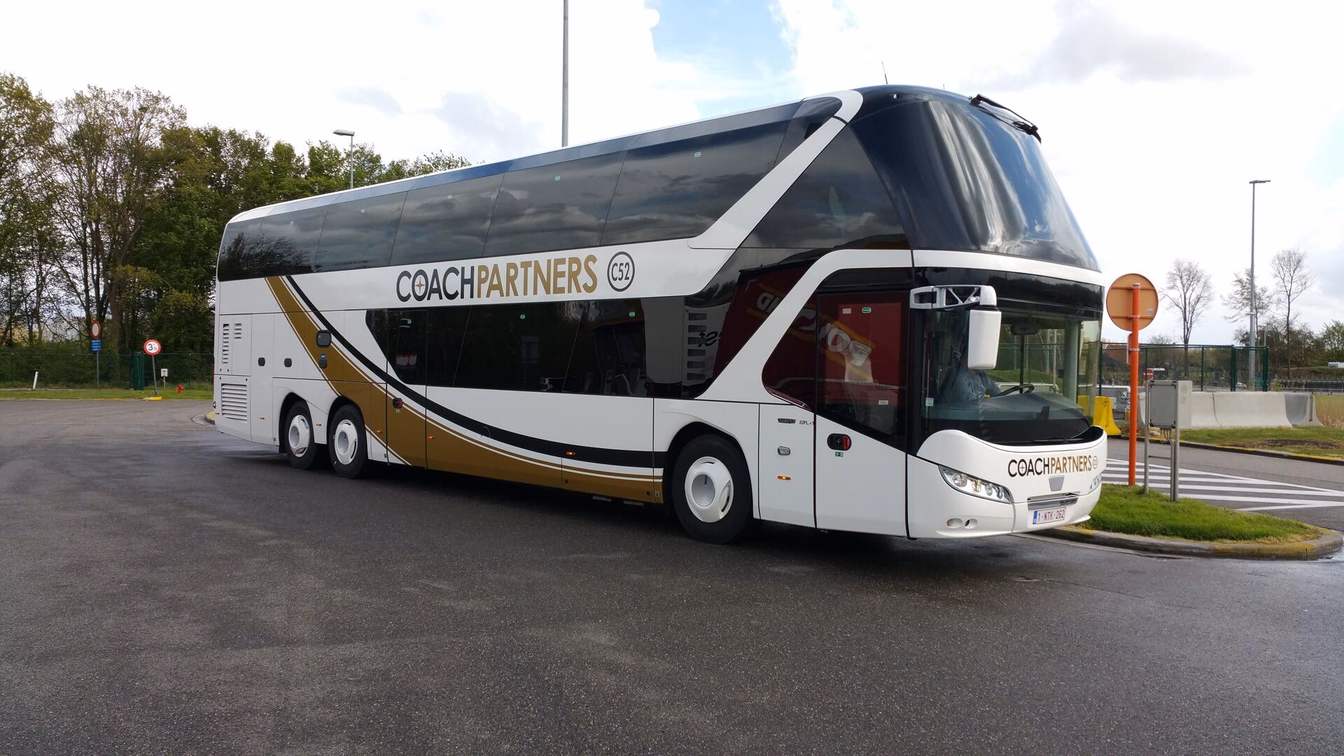 Who is coachpartners?