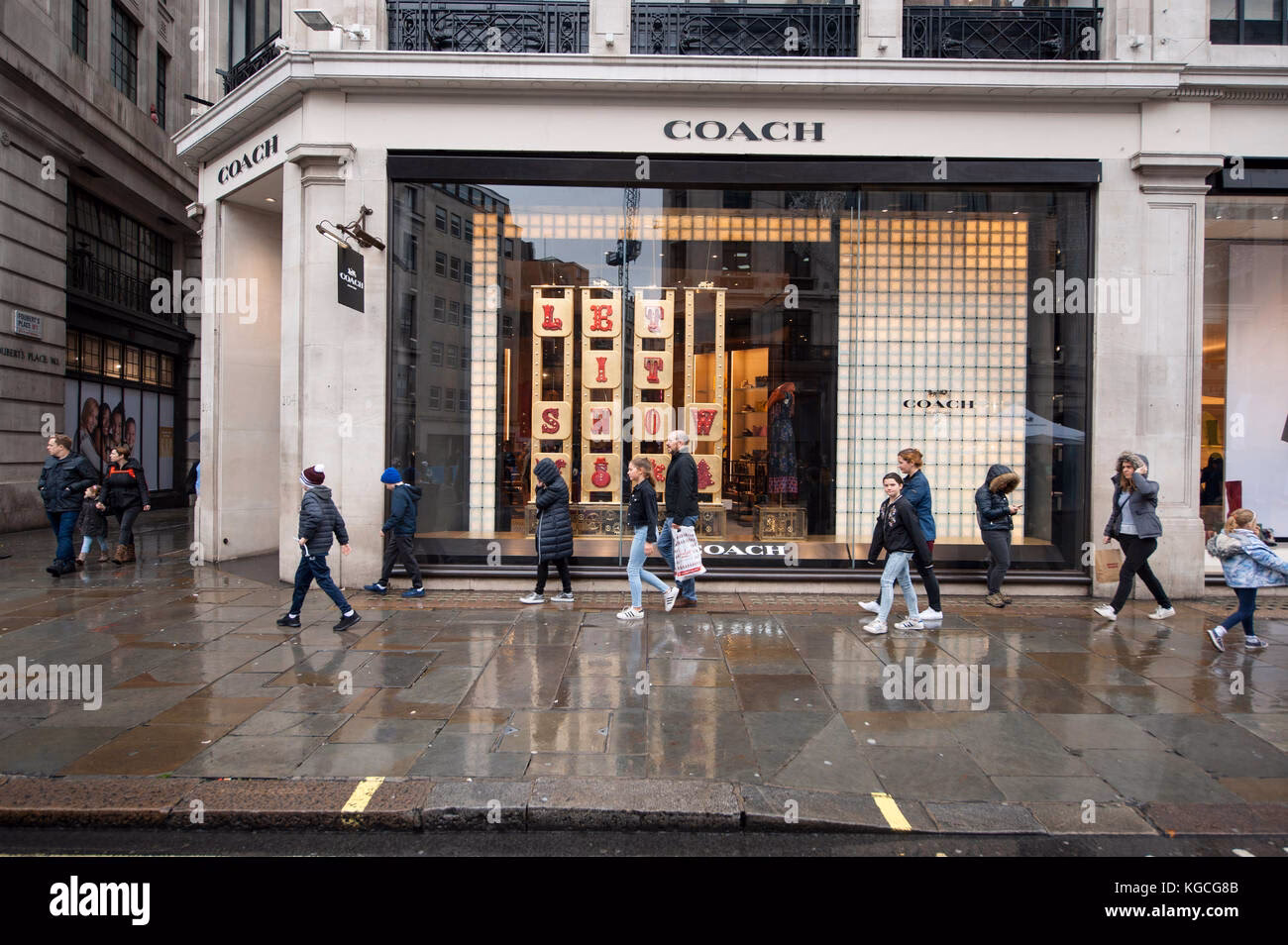 Where can I buy a used coach in the UK?