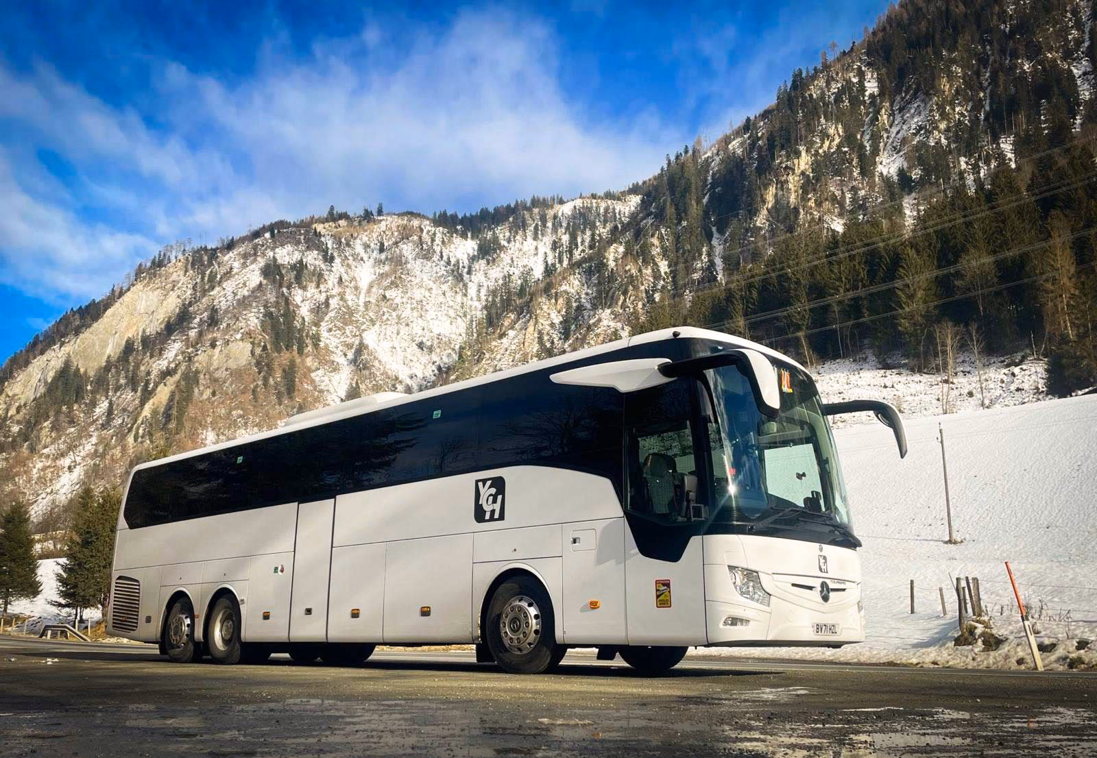 What is a coach tour to Europe?