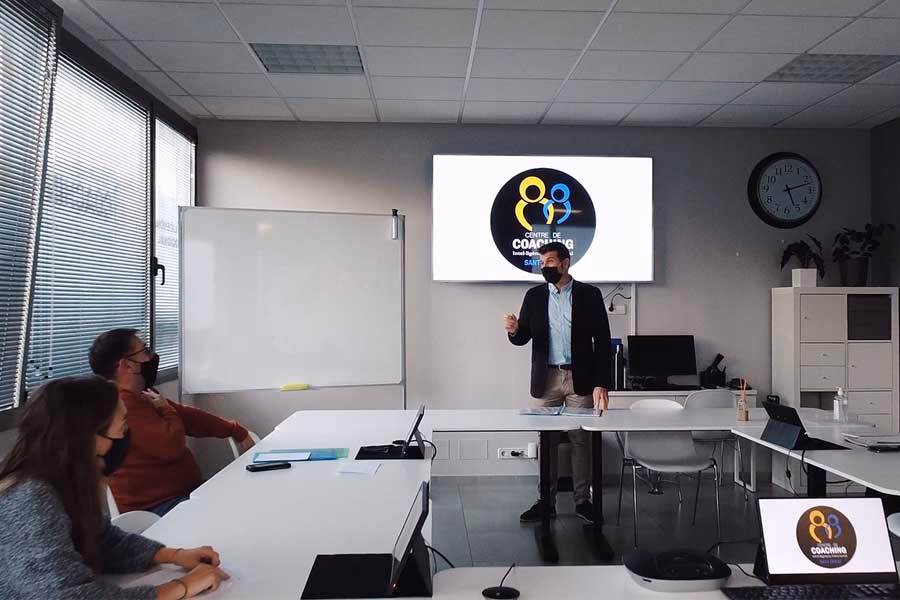 ¿Qué es un curso de coaching empresarial?