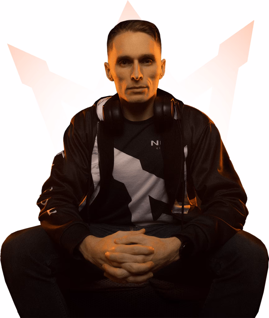 Who teaches League of legends coaching?