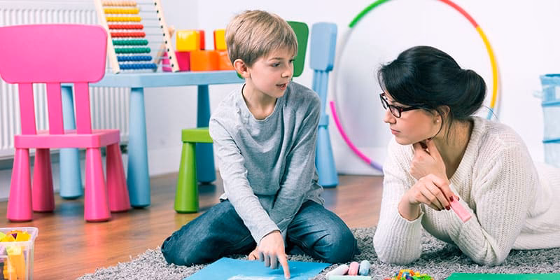 ¿Qué hace un coach para ayudar a los niños?