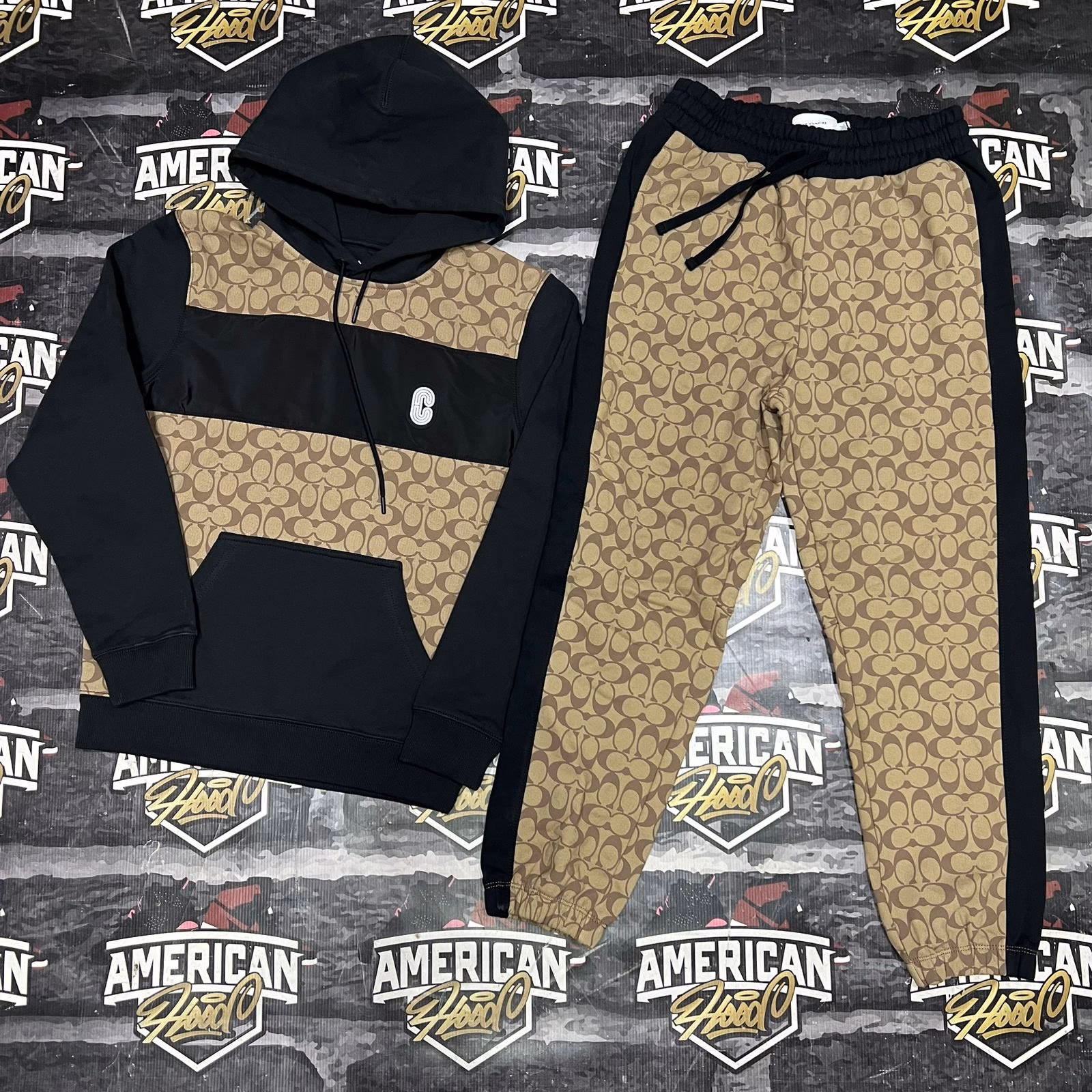 ¿Es posible encontrarse con un mismo coach o compañero en un grupo?