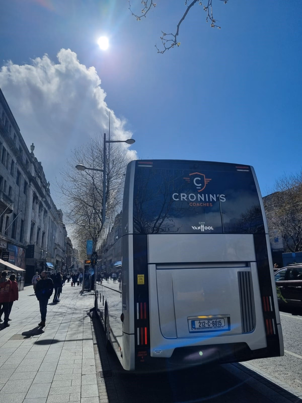 How many seats are in a coach at Cronin's?