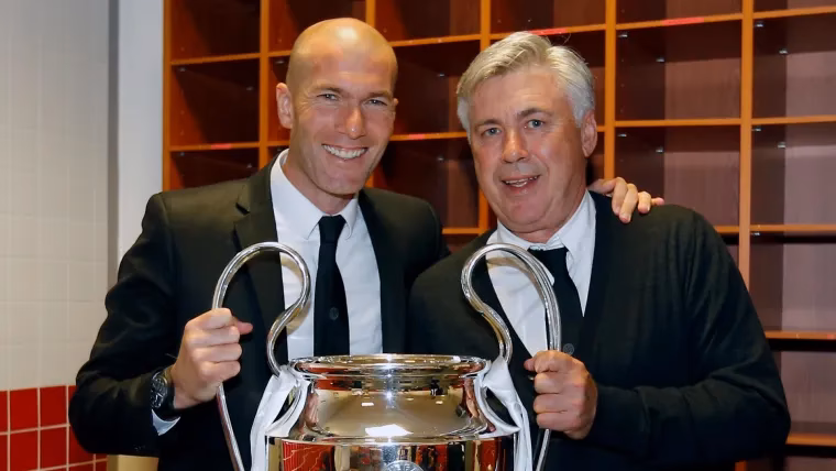 ¿Cuál es el entrenador con más títulos?