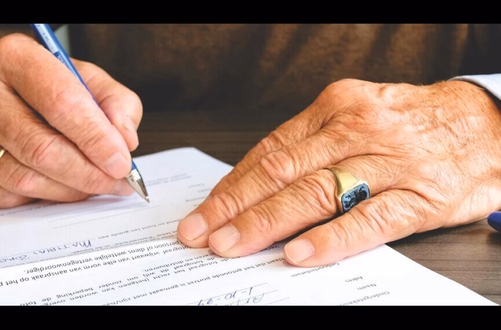 ¿Quién ejerce el poder testamentario?