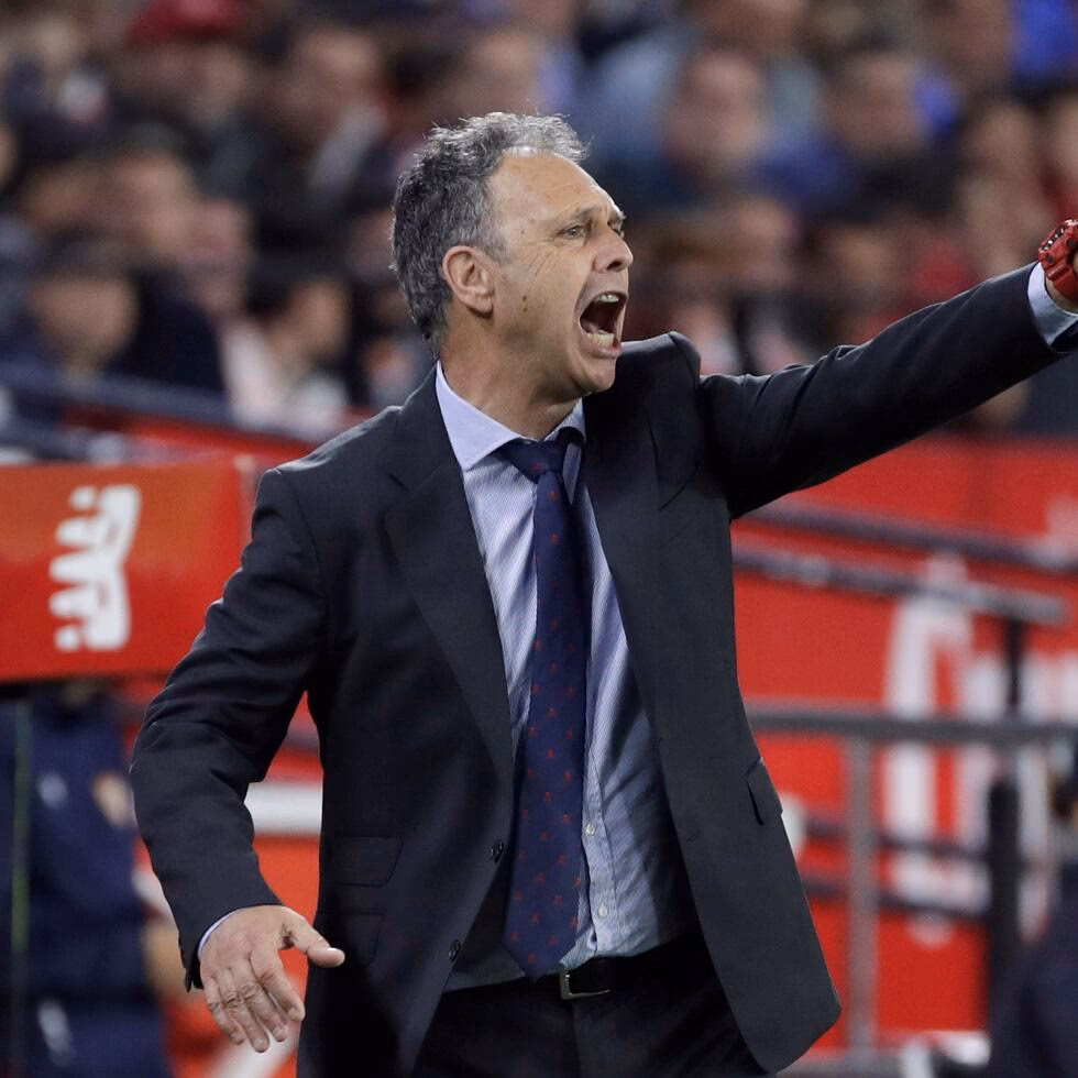 ¿Quién es el entrenador de Ucrania?