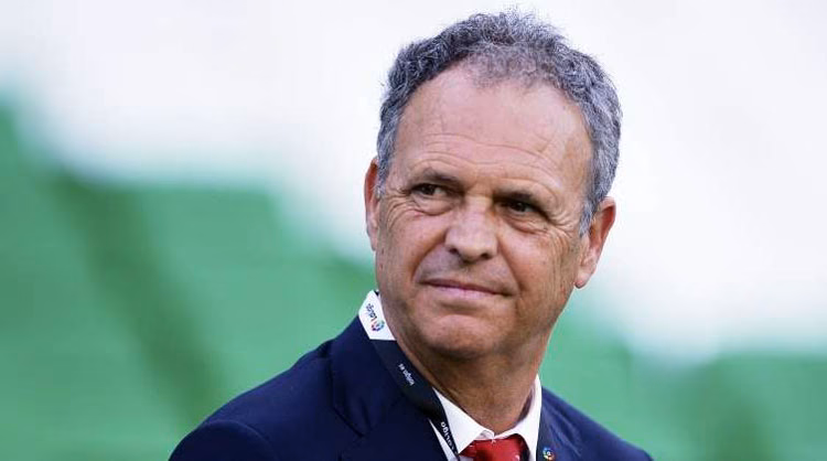 ¿Quién organiza el fútbol de Armenia?