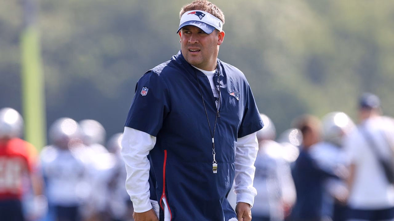 ¿Quién es el entrenador del CMR?