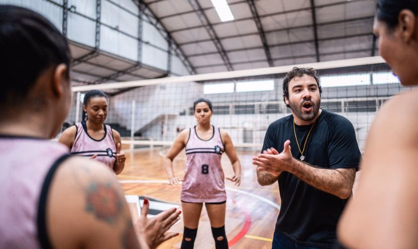 ¿Cuál es el perfil de un entrenador deportivo?