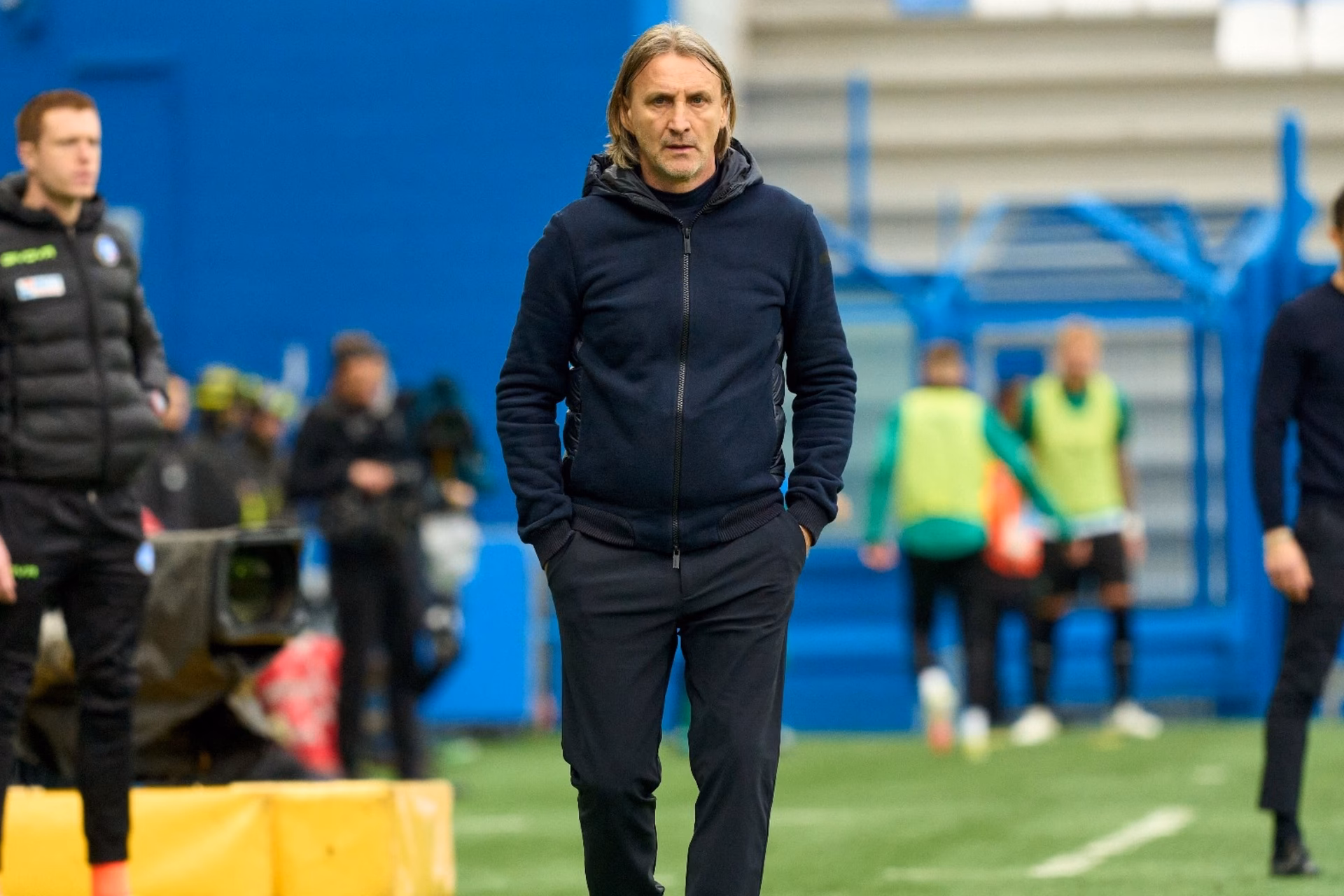 ¿Quién es el entrenador de Cipolletti?