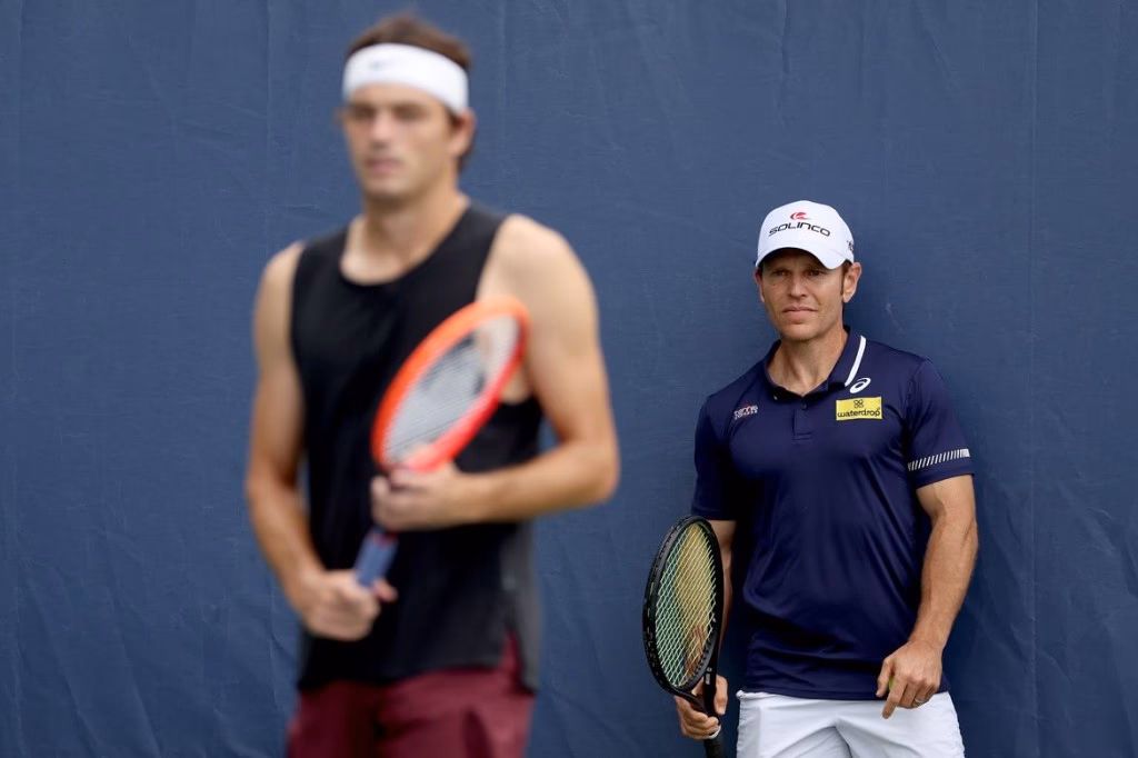 ¿Quién es el entrenador de Taylor Fritz?