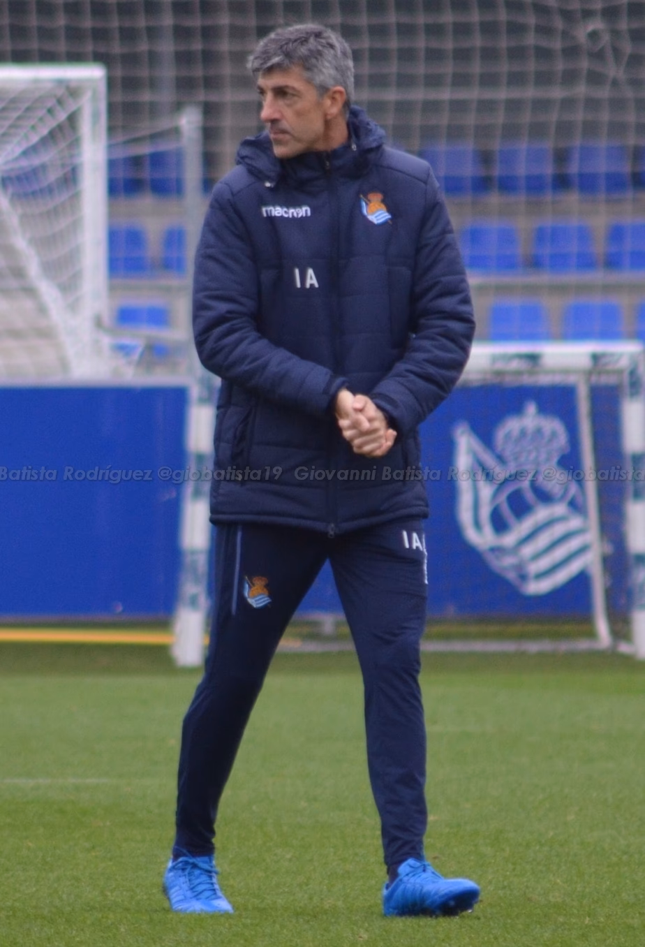 ¿Quién es el entrenador de la Real Sociedad?