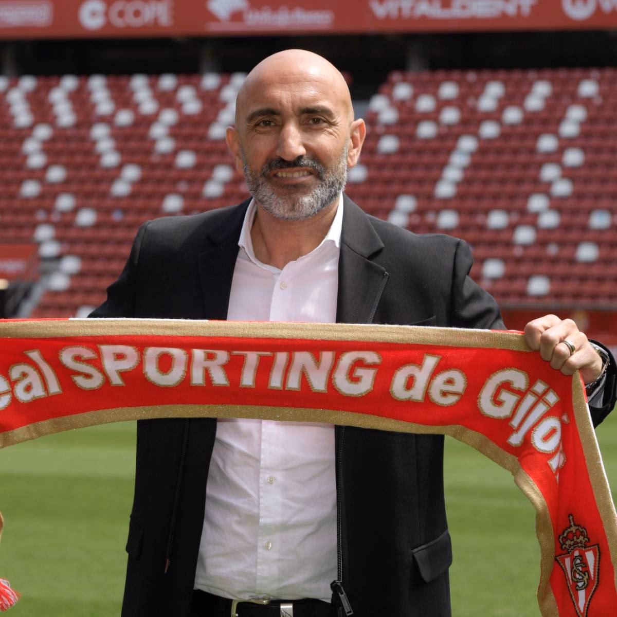 ¿Cuántos Entrenadores de fútbol ha tenido el Real Sporting de Gijón?